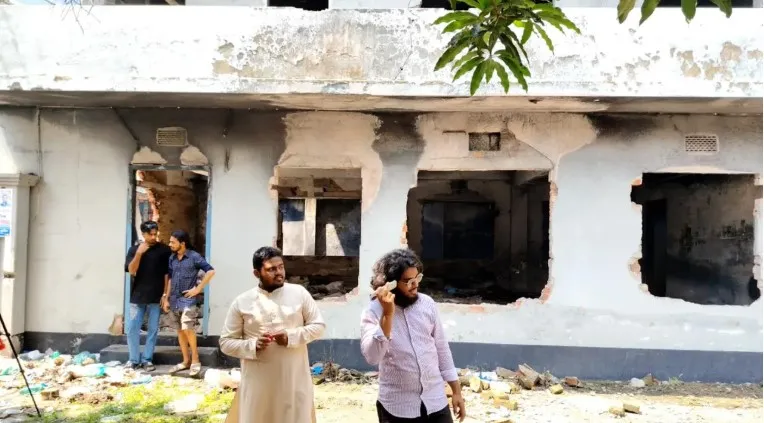 ঝালকাঠিতে আমুর বাসভবনে ফের ভাঙচুর 